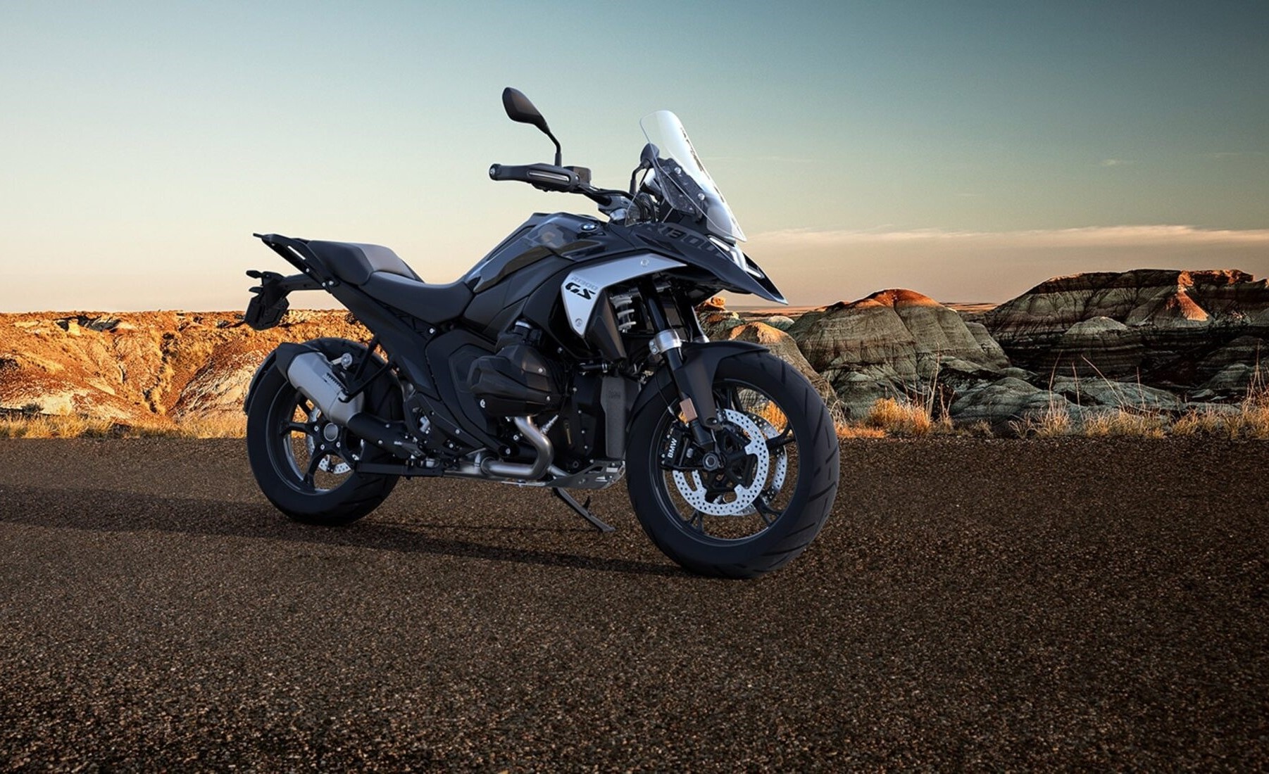 BMW R 1300 GS TRIPLE BLACK
